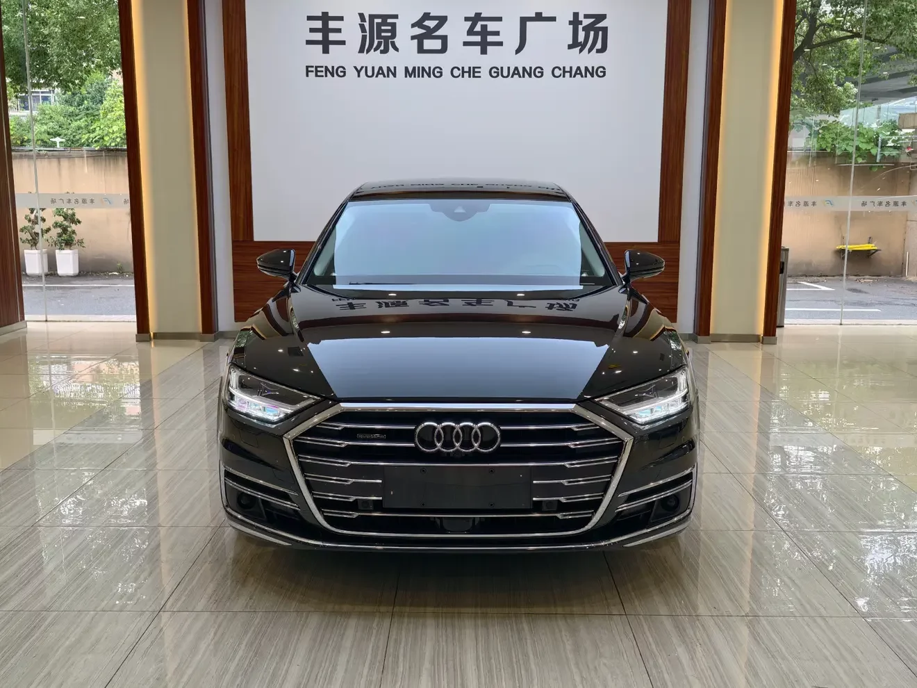 Audi A8