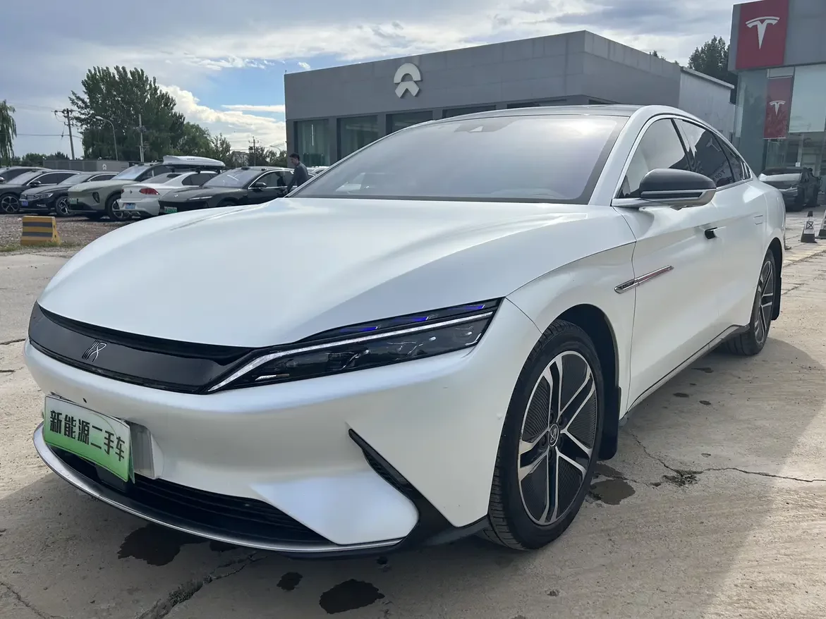 BYD Han EV