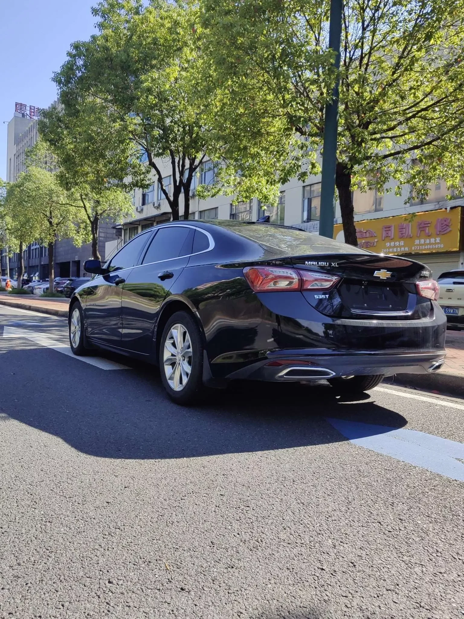 Chevrolet Malibu XL