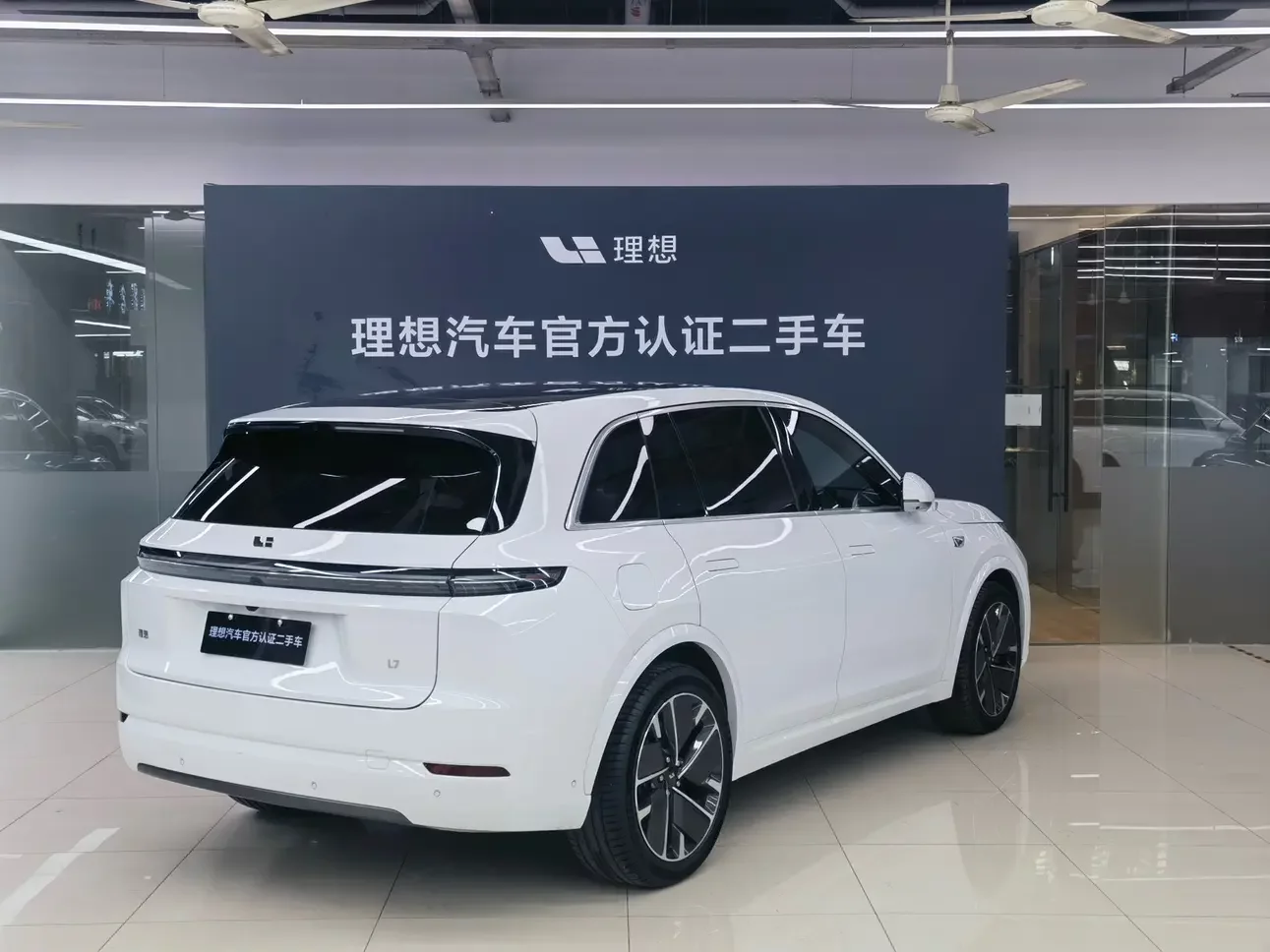 Lixiang L7