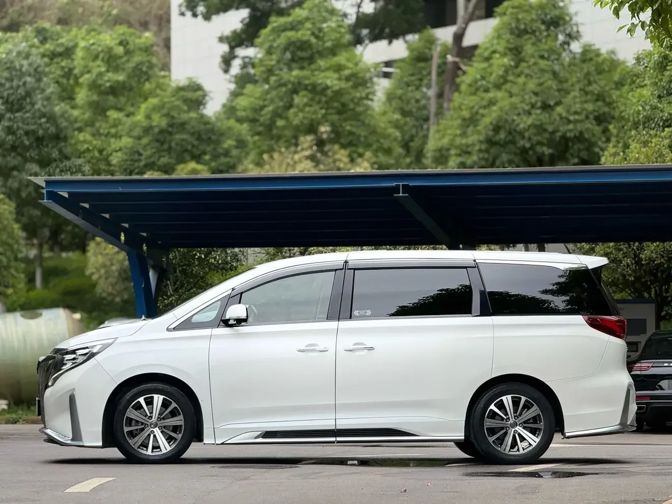 GAC Trumpchi M8