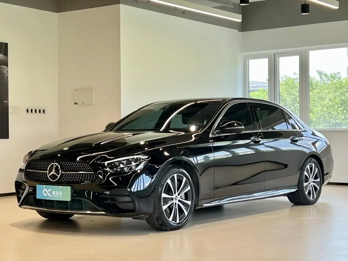 Mercedes-Benz E-Class PHEV