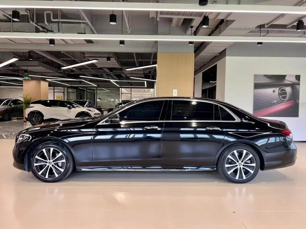 Mercedes-Benz E-Class PHEV