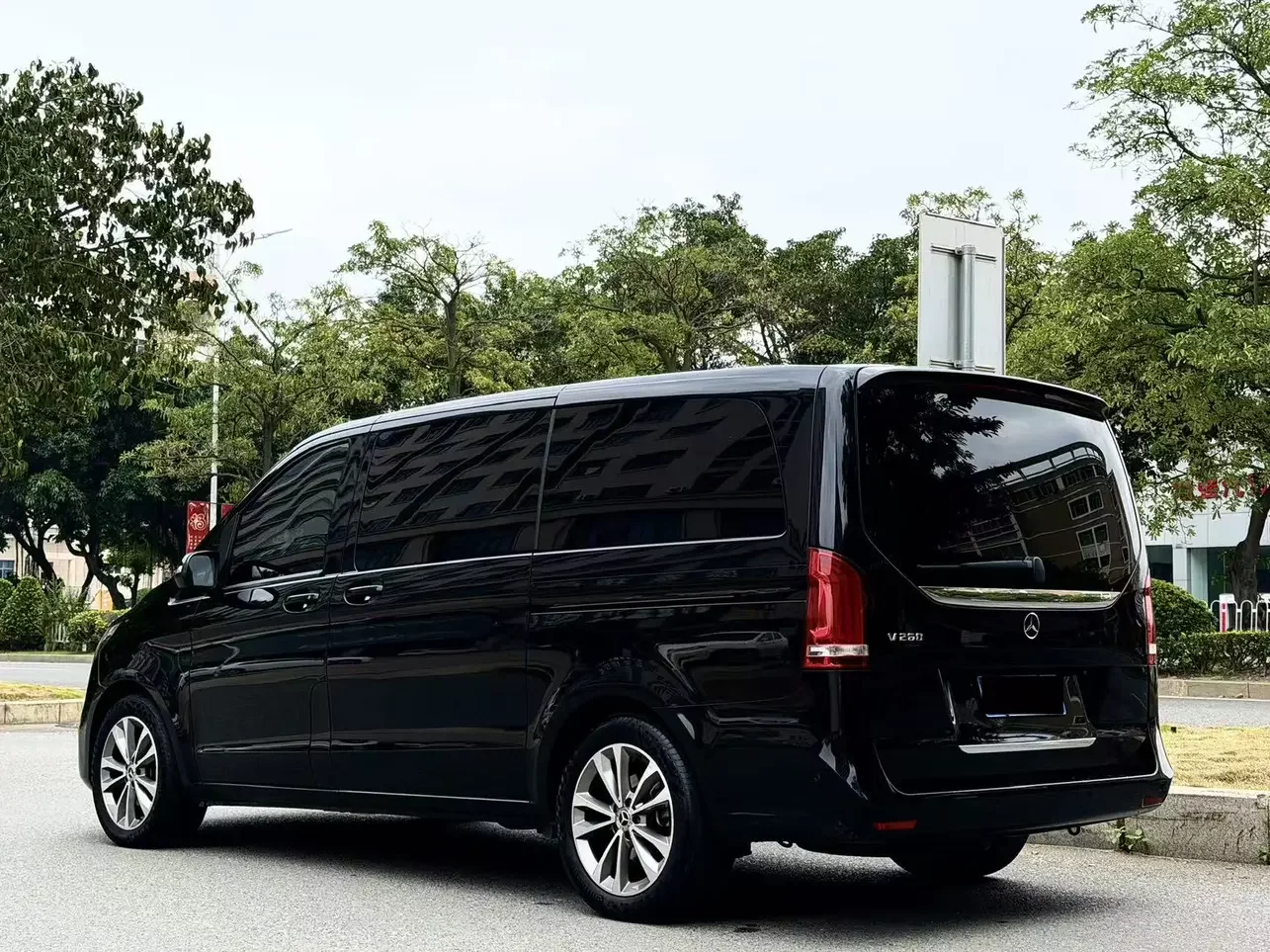 Mercedes-Benz V Class