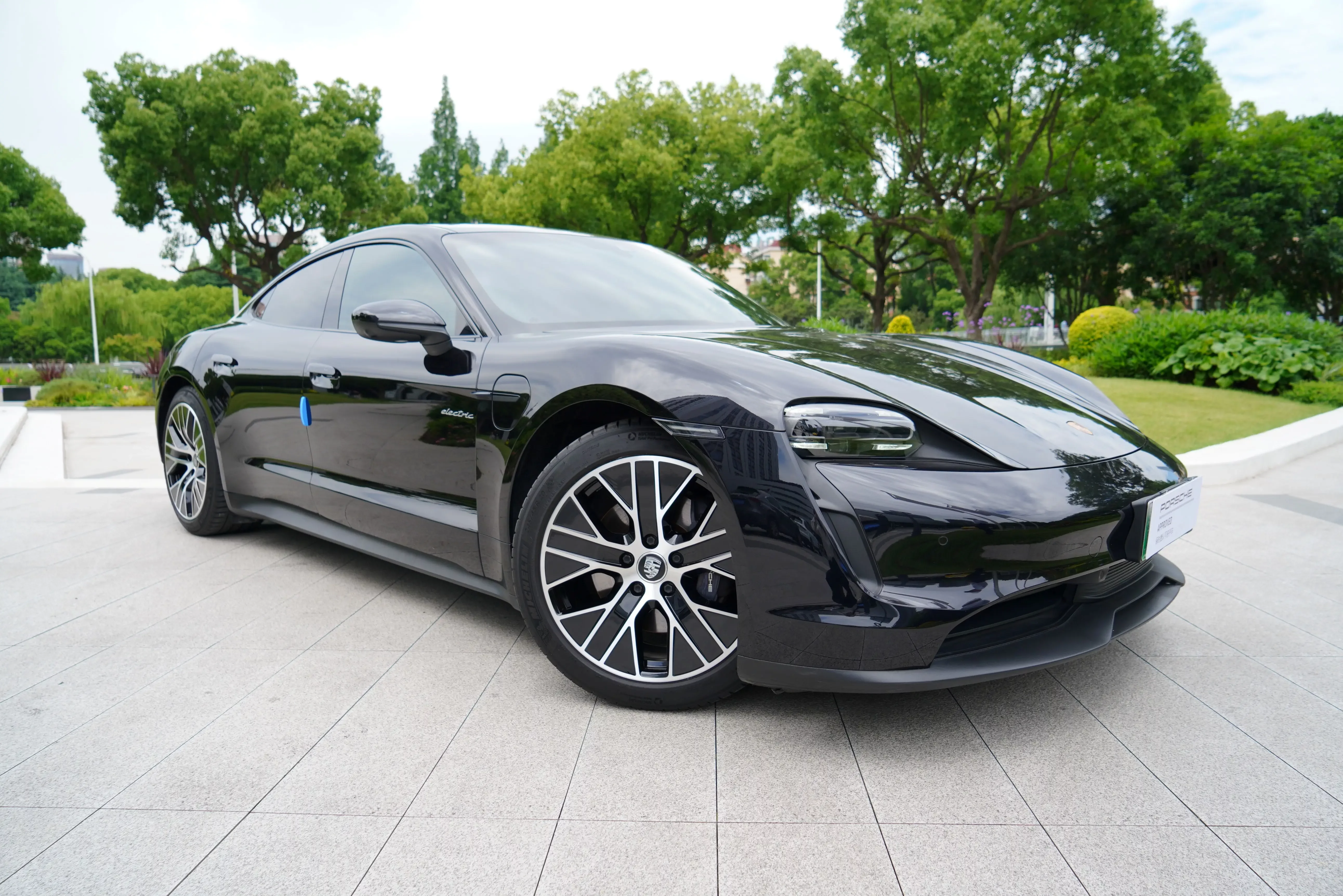 Porsche Taycan