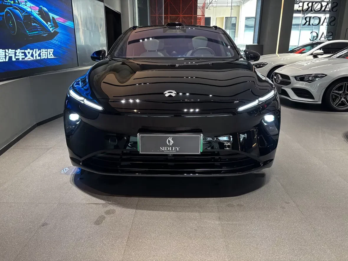 NIO ET7