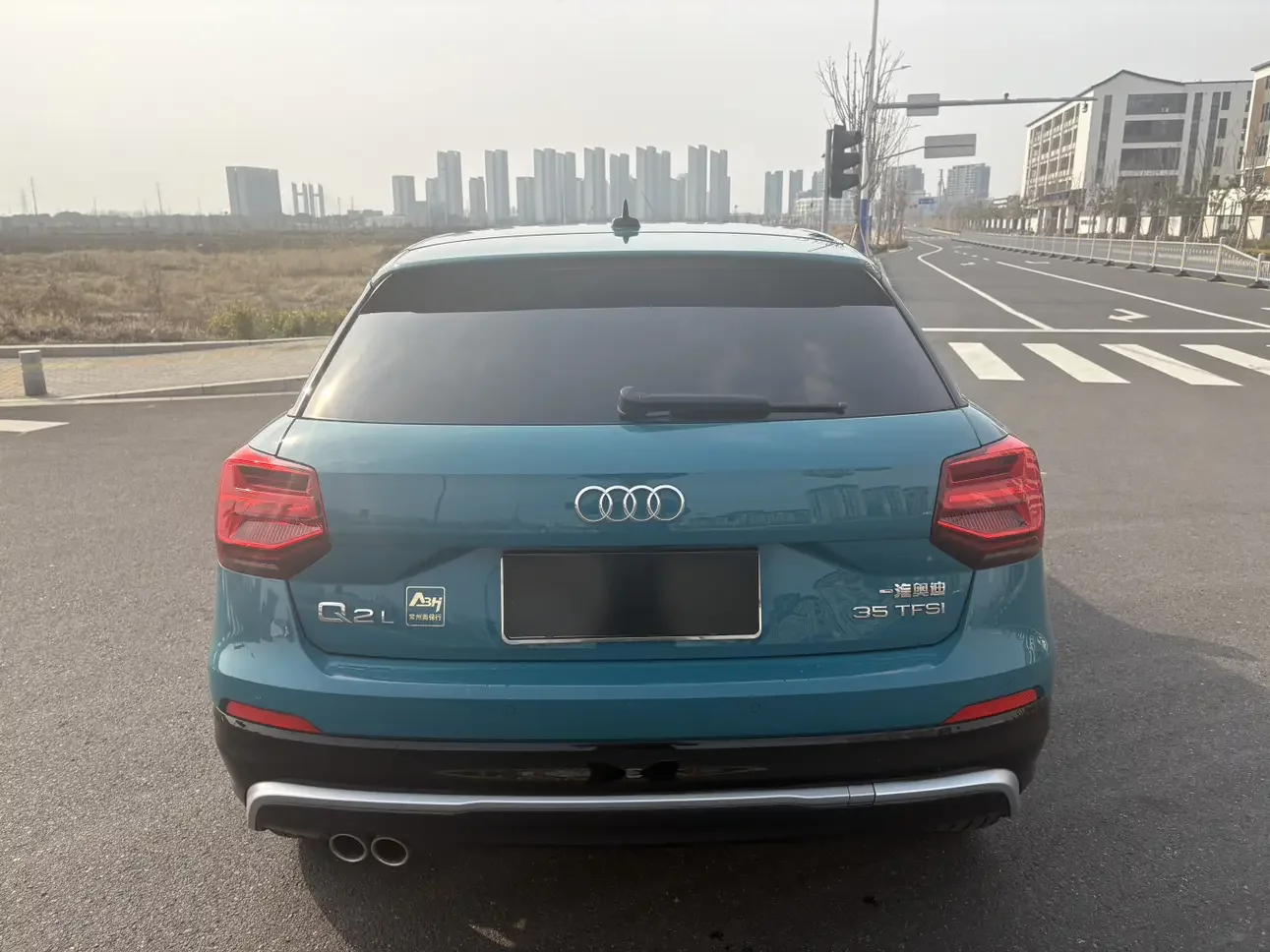 Audi Q2L