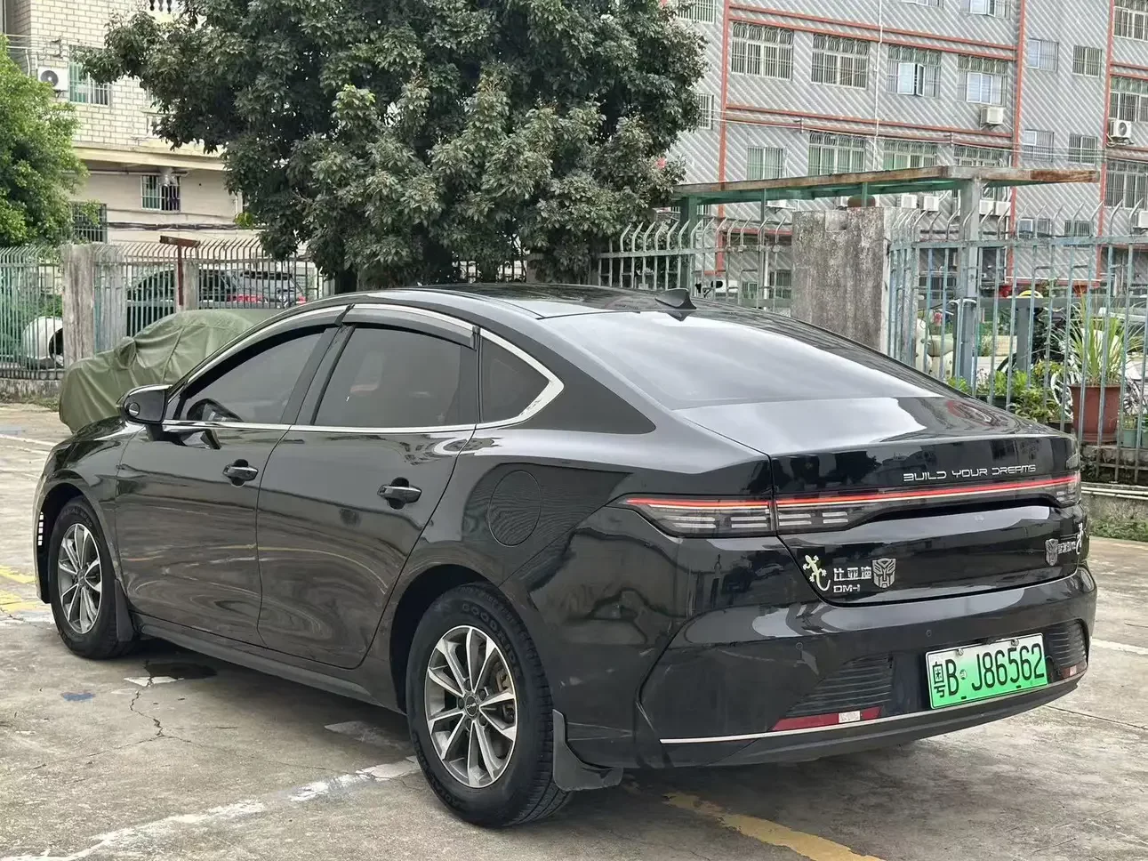 BYD Destroyer 05