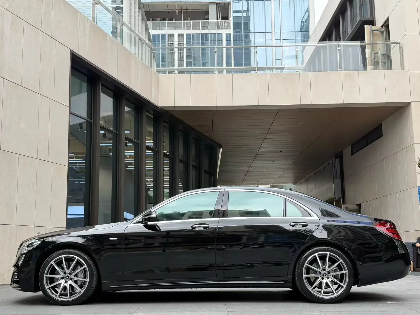 Mercedes-Benz S Class