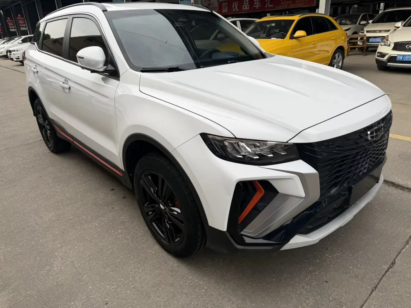 Geely Atlas