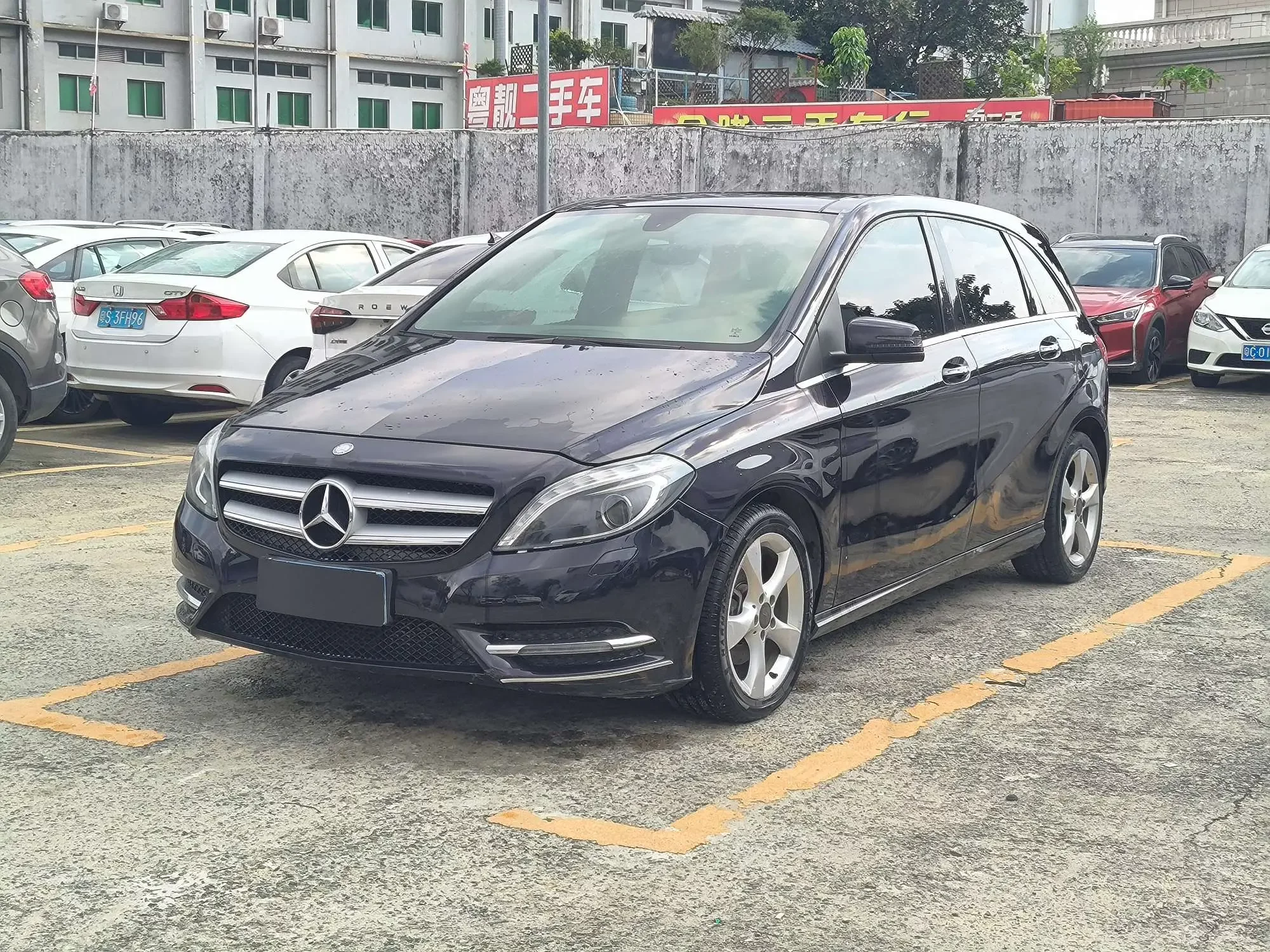 Mercedes-Benz B Class