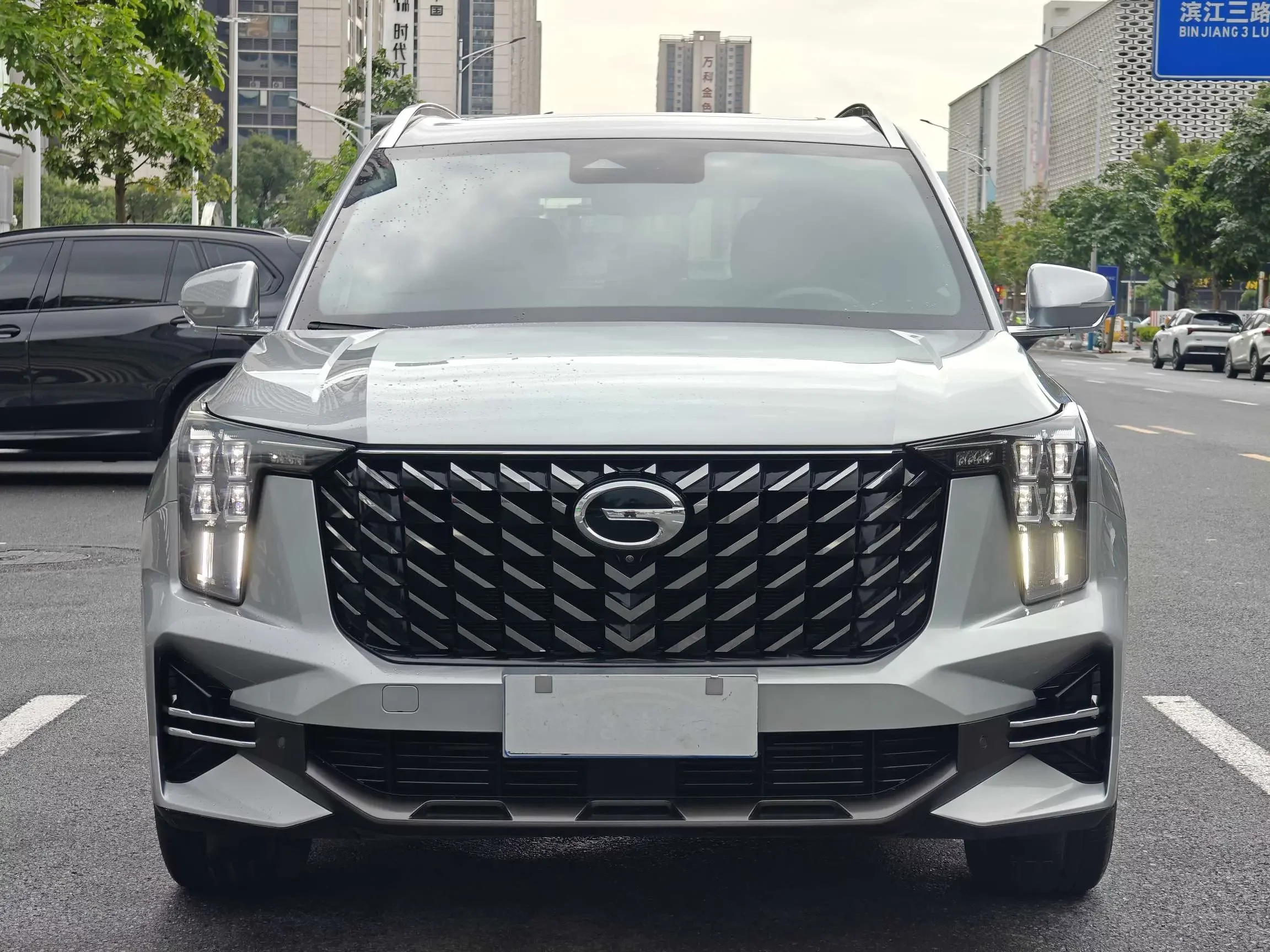 GAC Trumpchi GS8