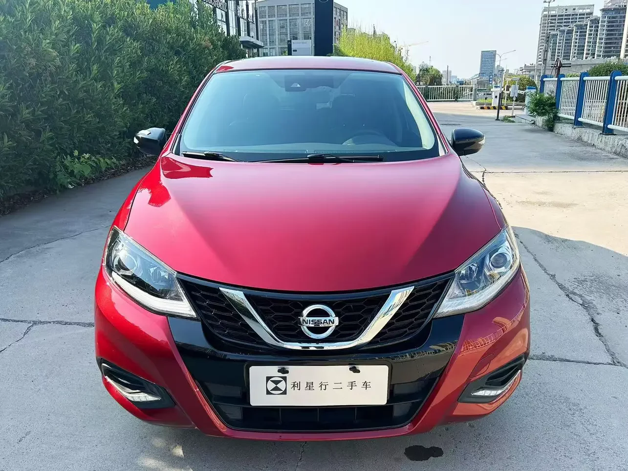Nissan Tiida