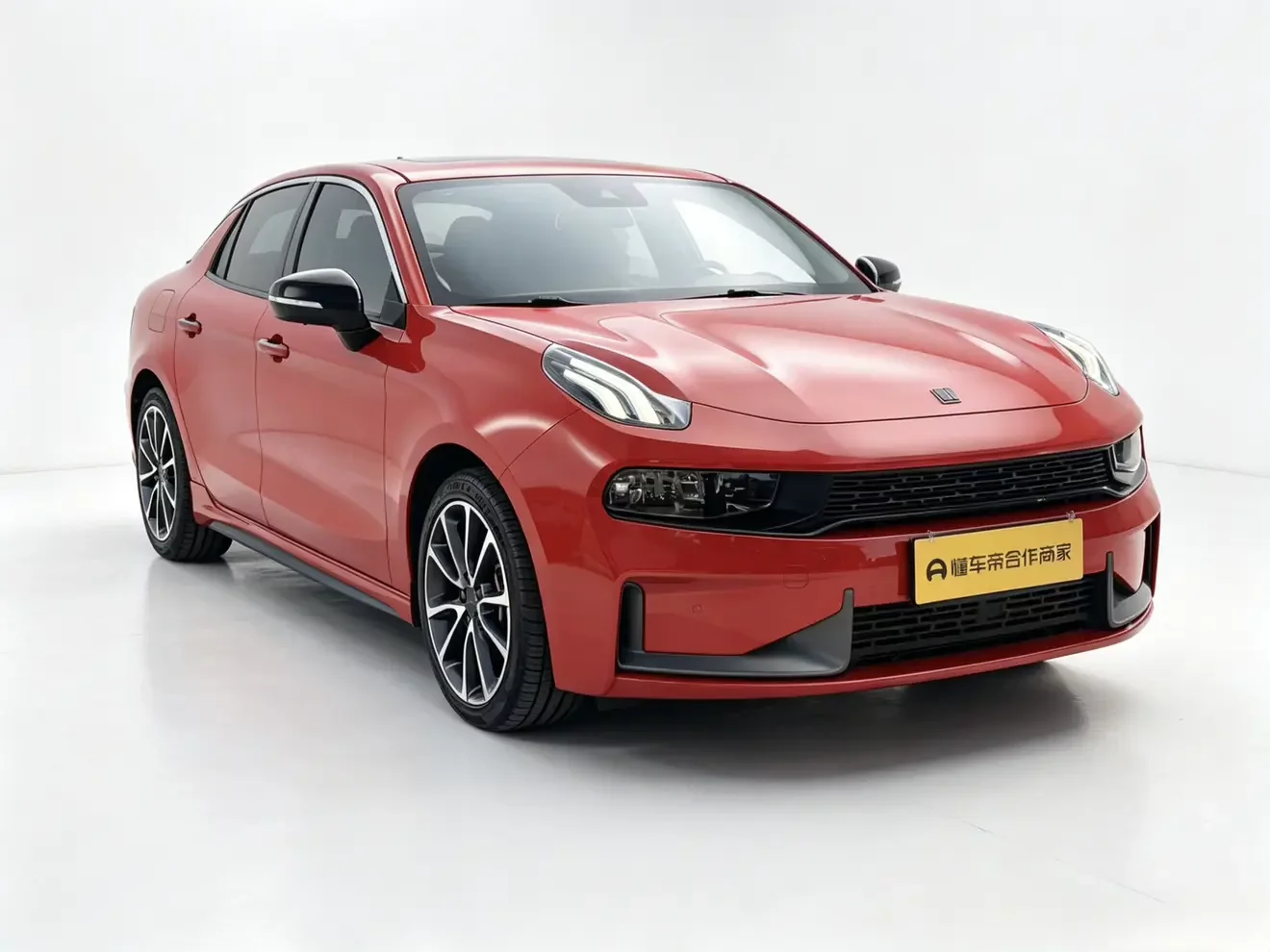 Lynk & Co 03