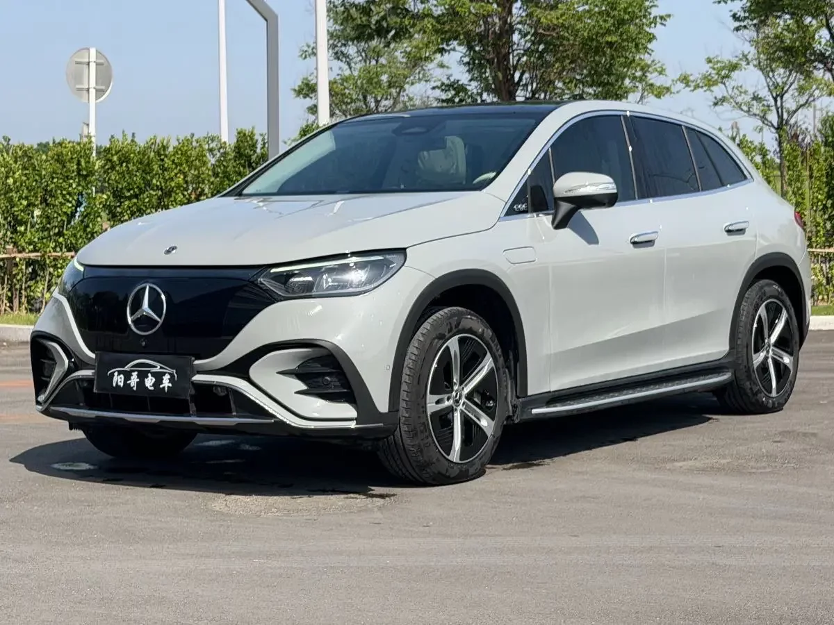 Mercedes-Benz EQE SUV