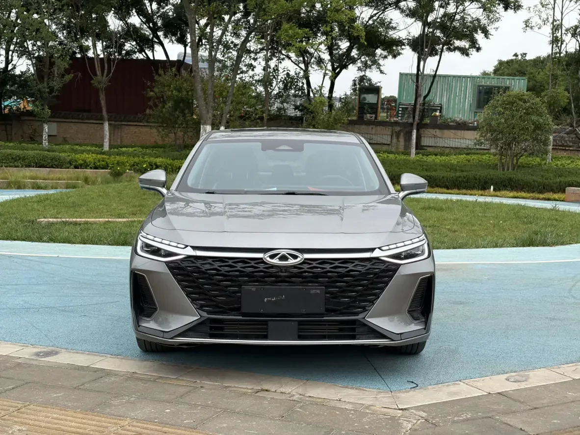 Chery Arrizo 8