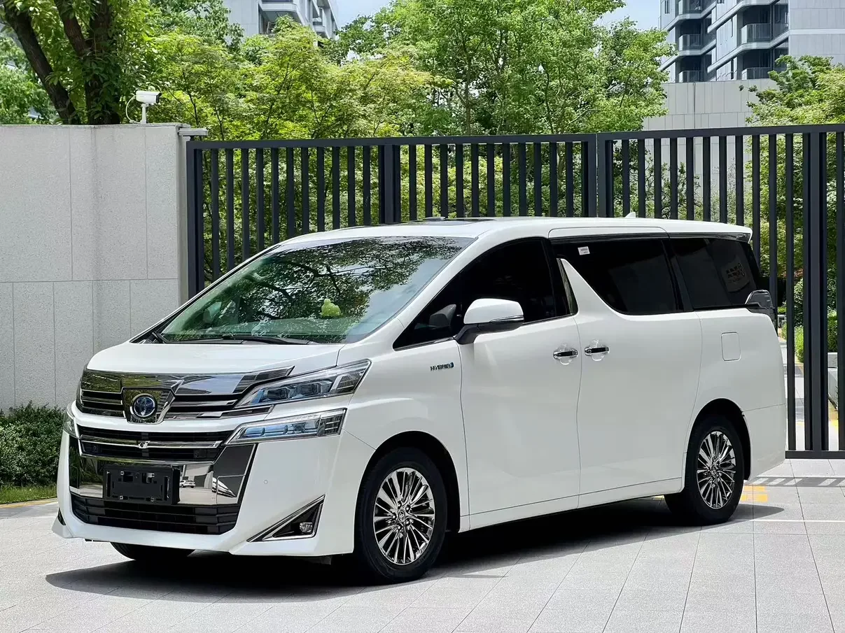 Toyota Crown Wellfire