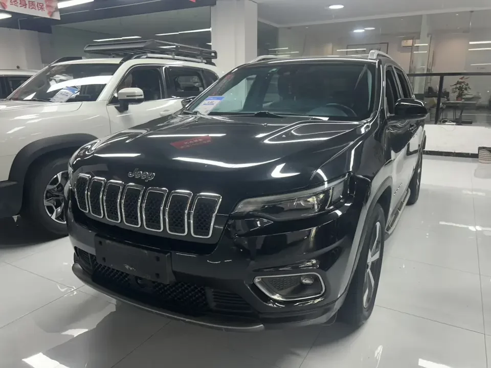 Jeep Cherokee  из Китая