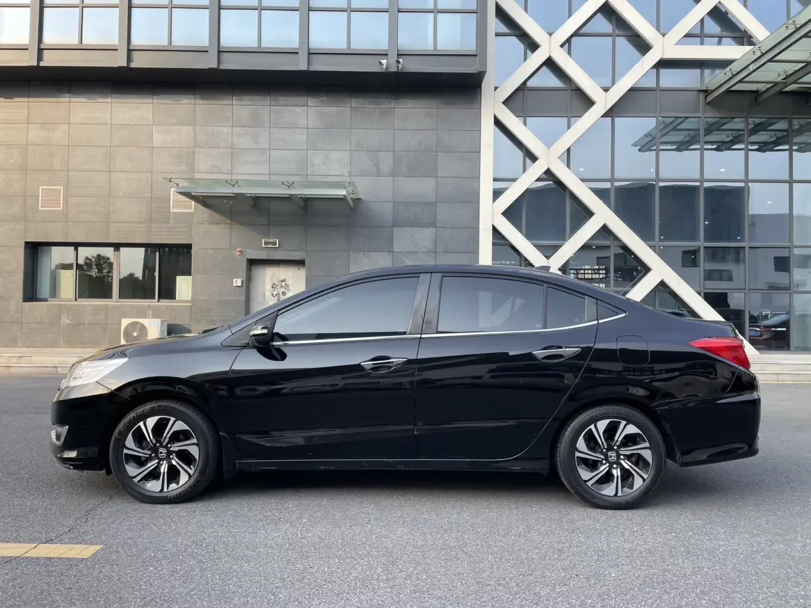 Honda Crider