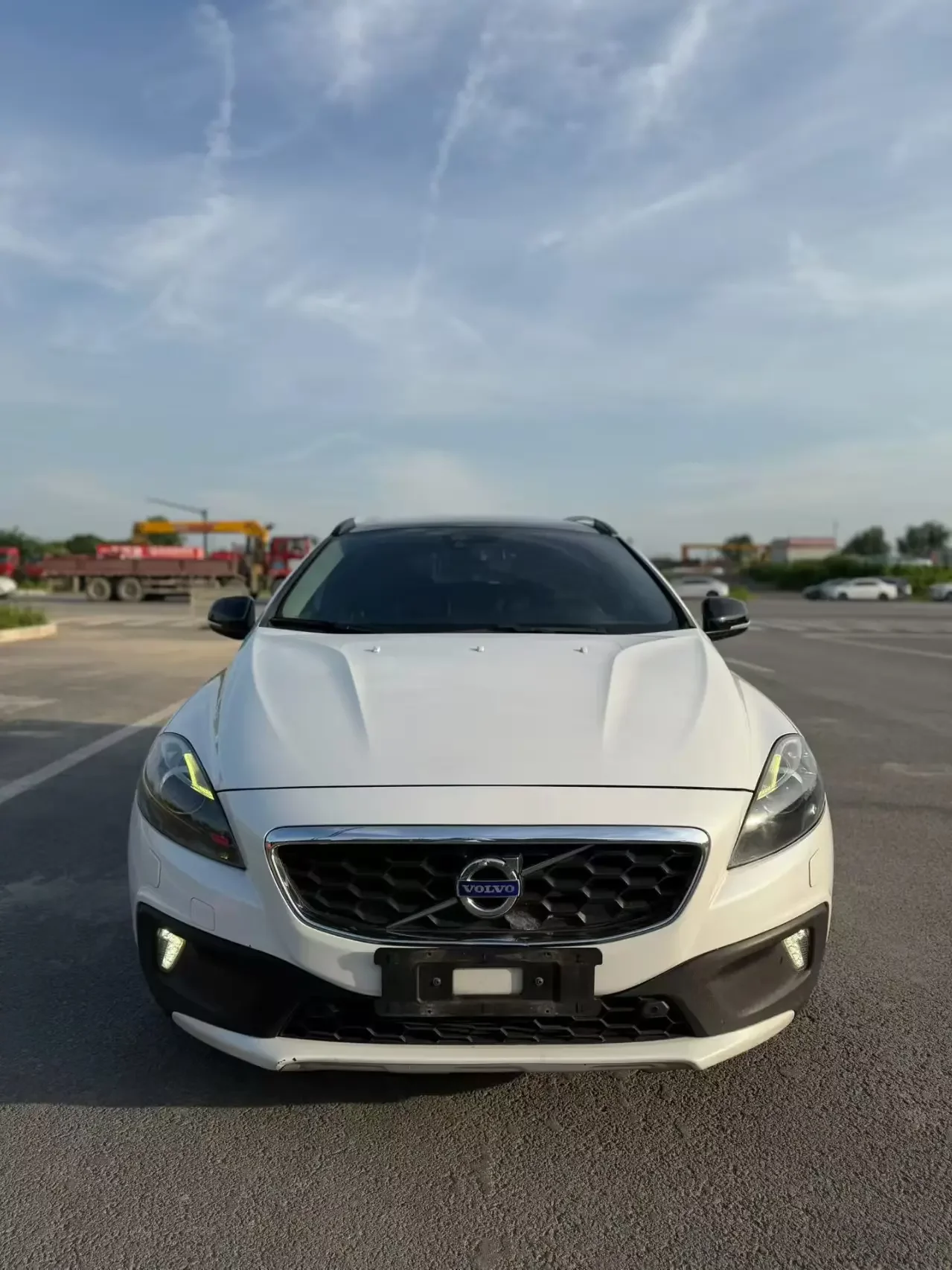 Volvo V40