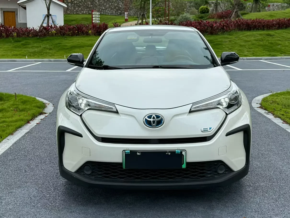 Toyota C-HR EV