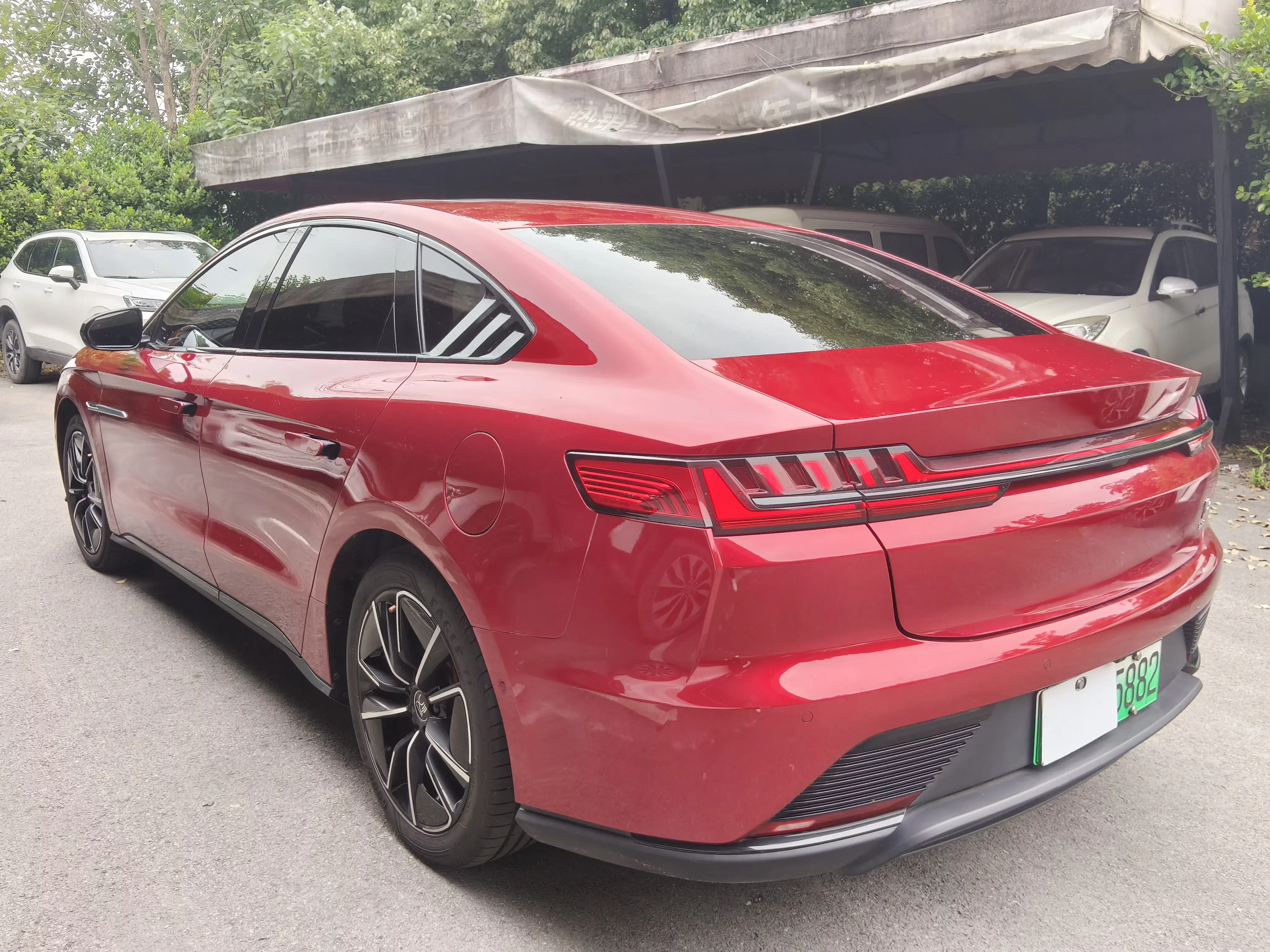 BYD Han EV