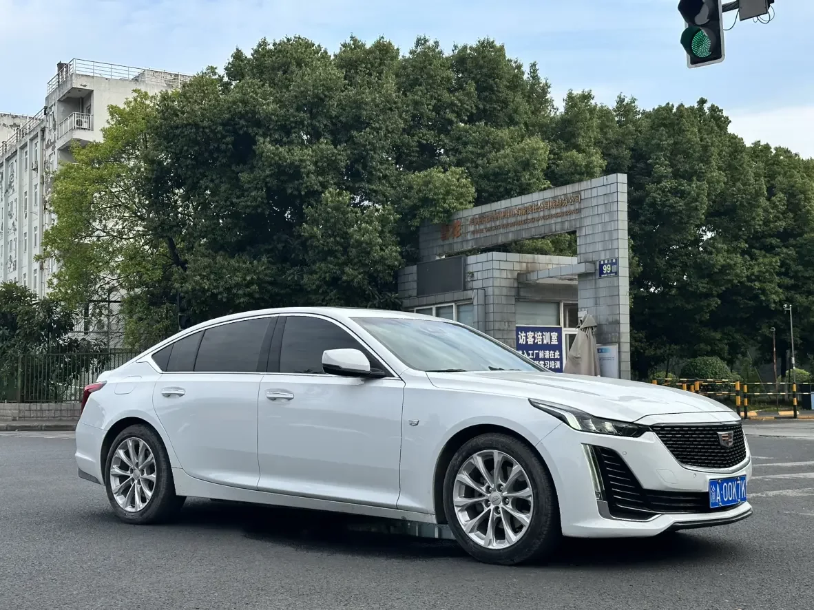 Cadillac CT5