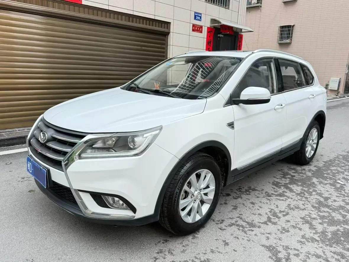 BAIC Magic S6