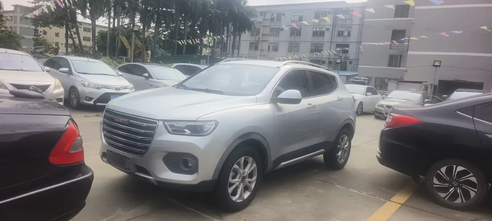 Haval H2s