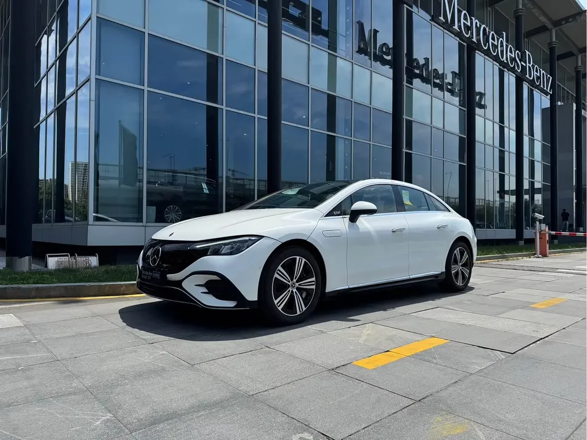 Mercedes-Benz EQE