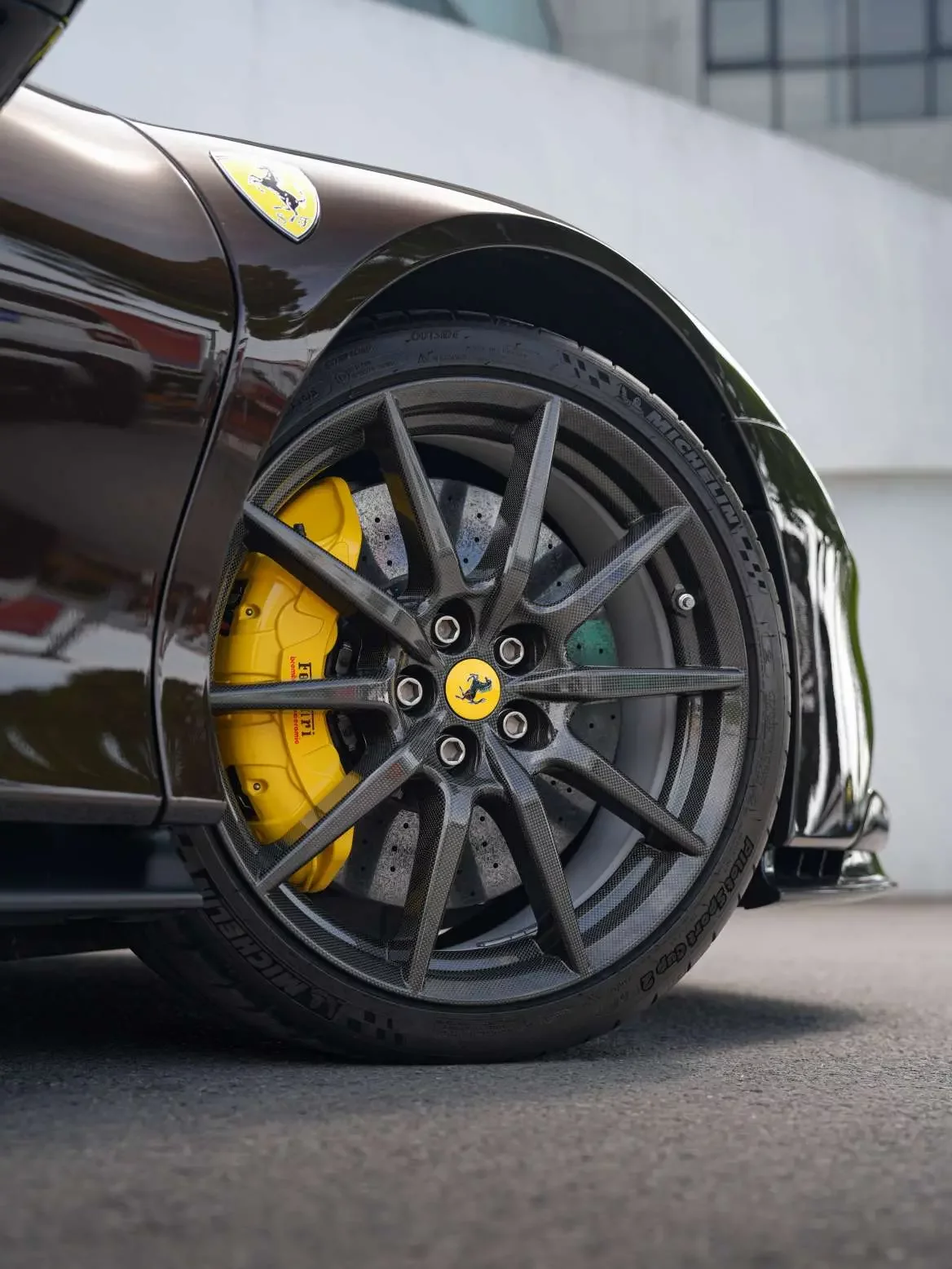 Ferrari SF90