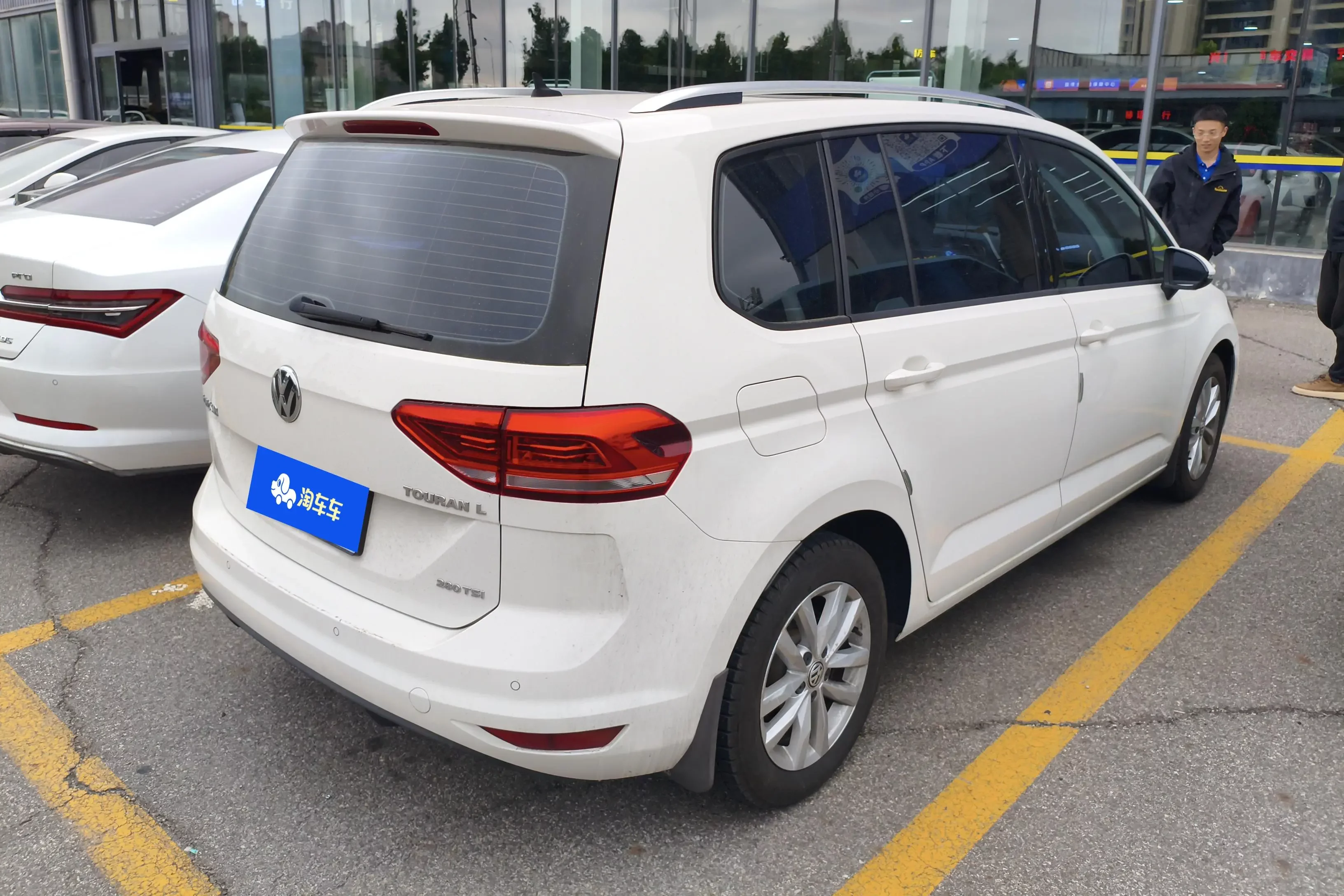 Volkswagen Touran L