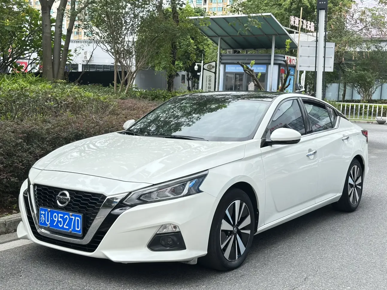 Nissan Altima