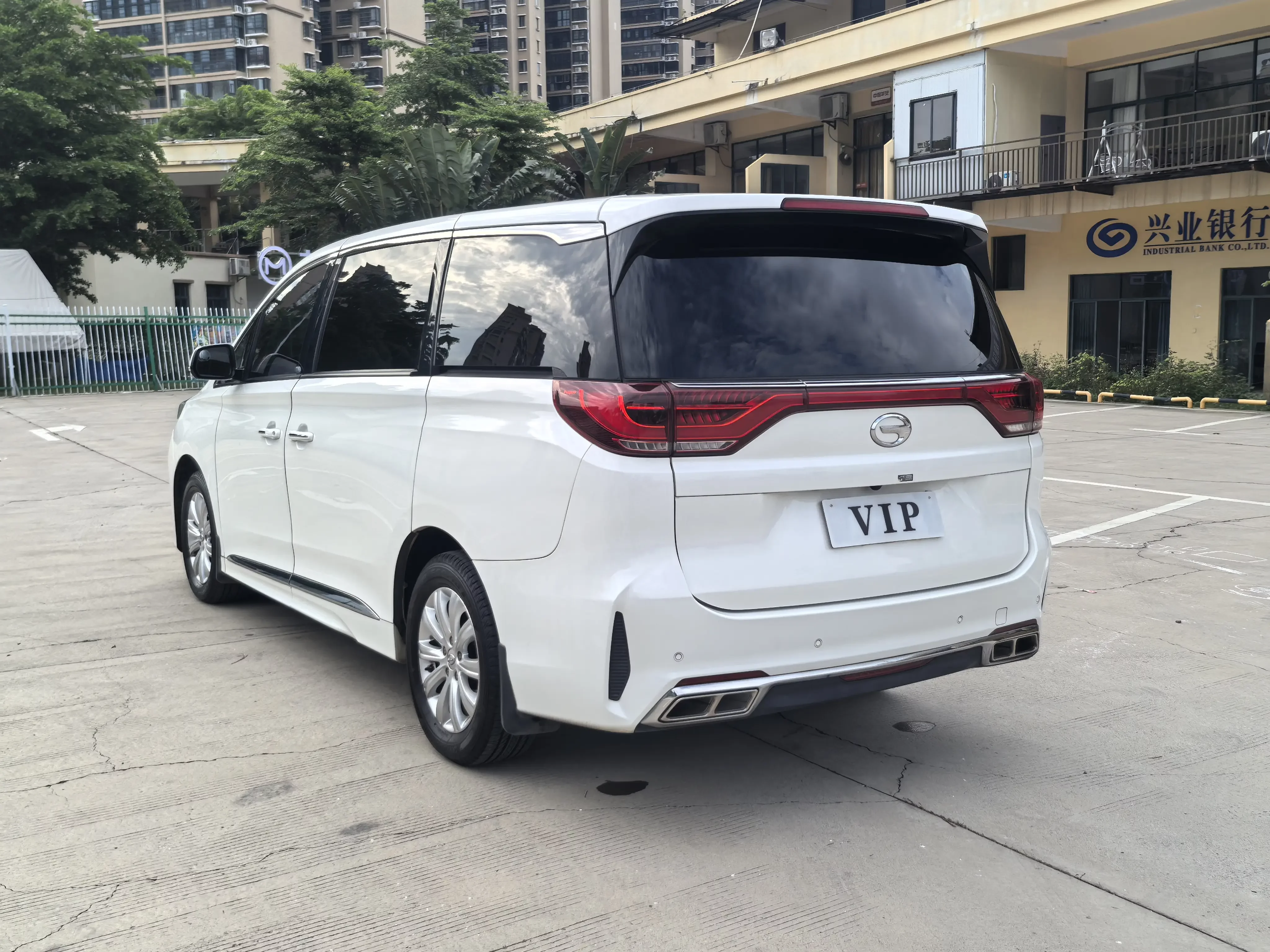 GAC Trumpchi M8