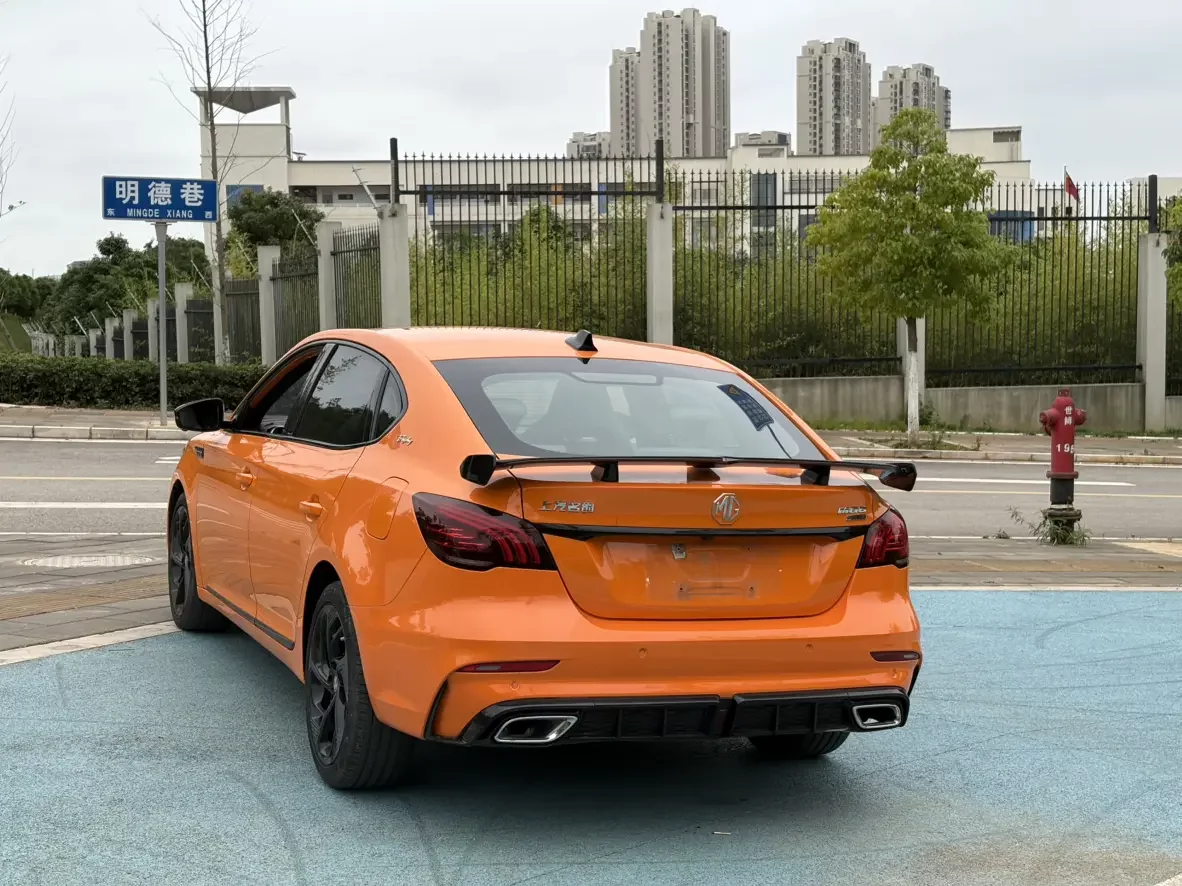 MG 6