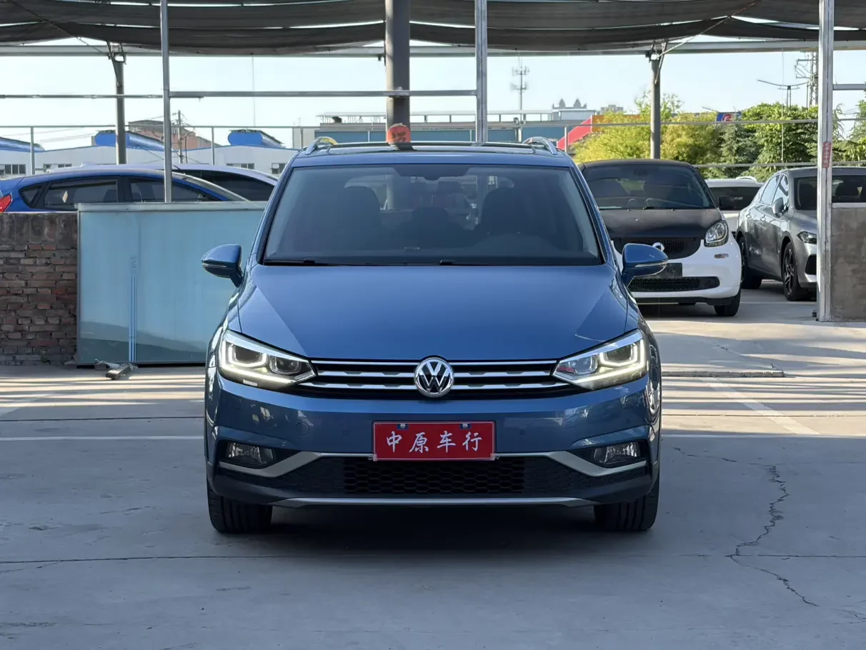 Volkswagen Touran L