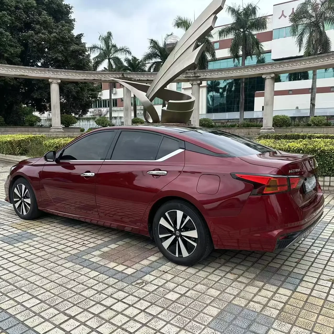 Nissan Altima