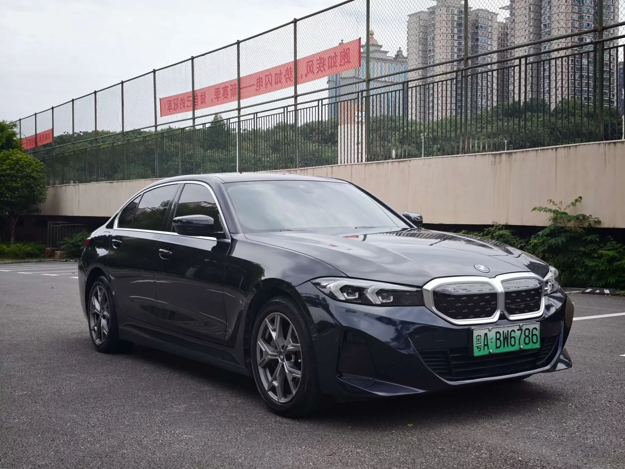 BMW i3