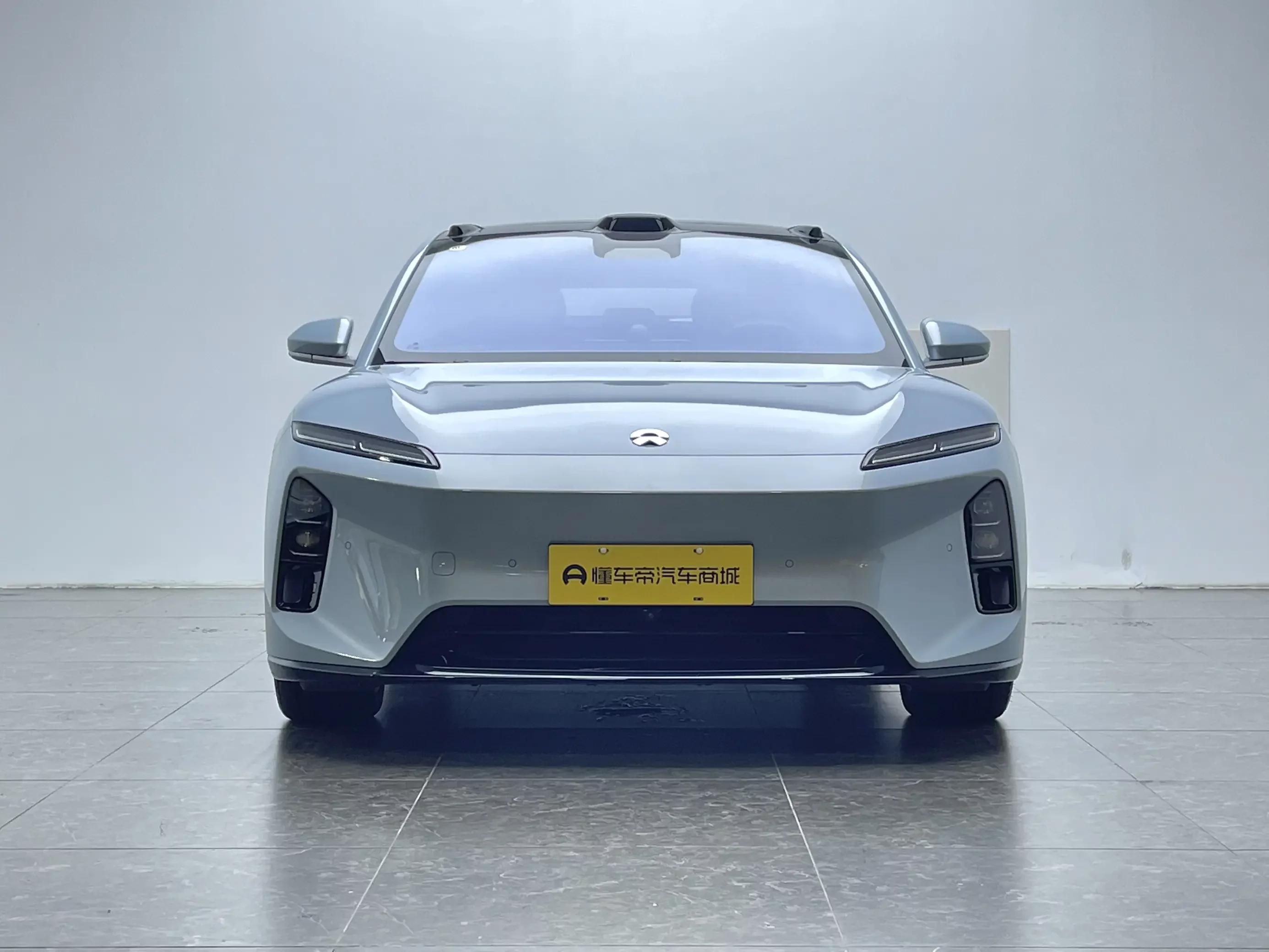 NIO ET5