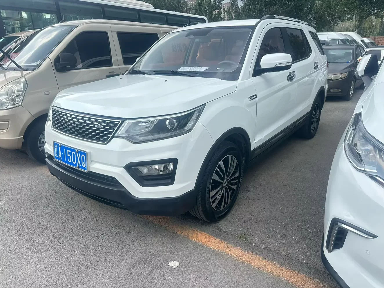 Oshan Changan Auchan CX70