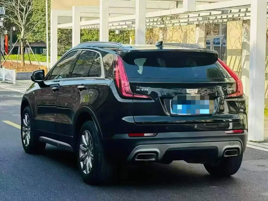 Cadillac XT4