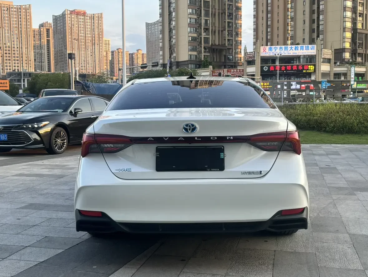 Toyota Avalon