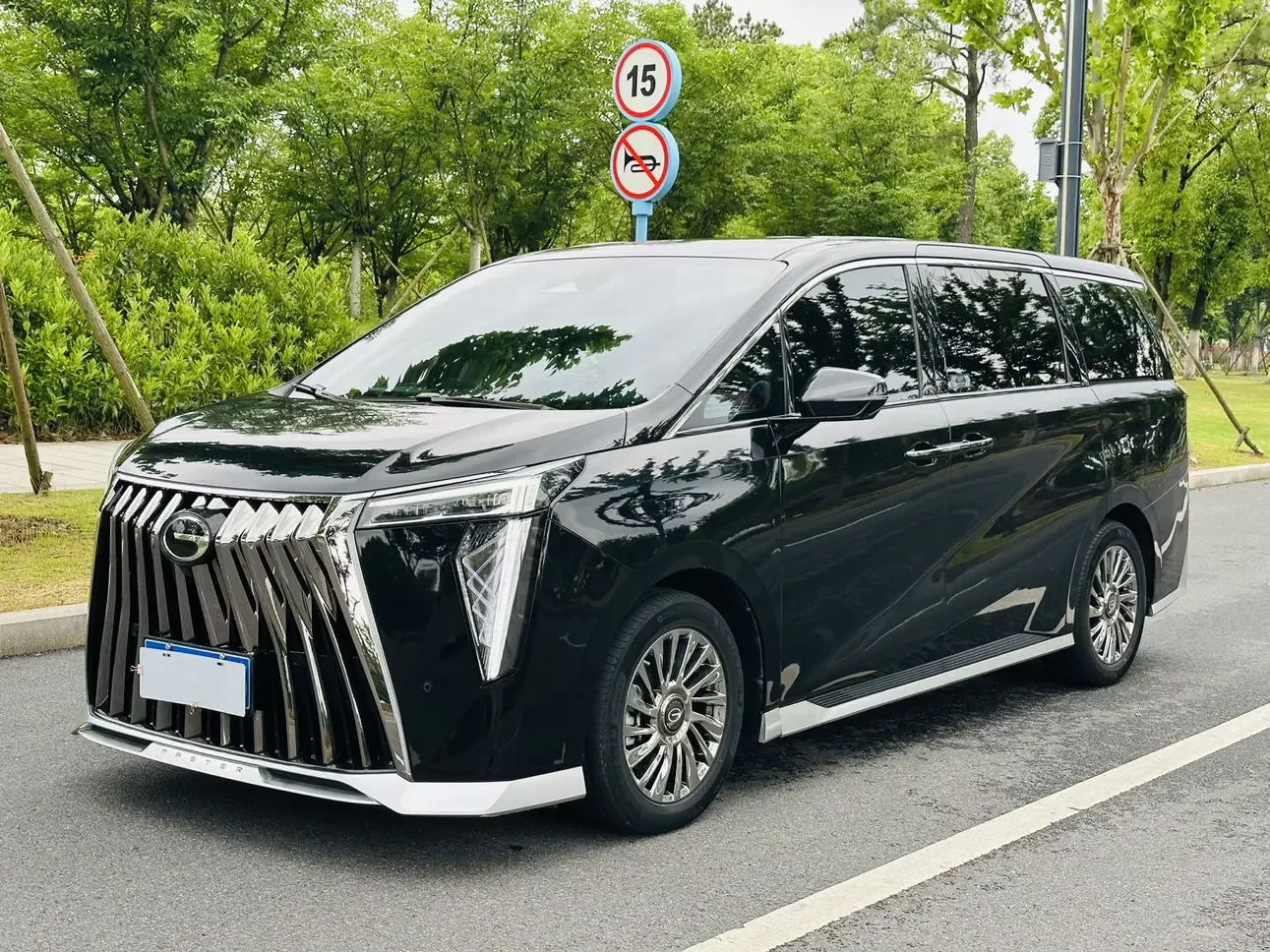 GAC Trumpchi M8