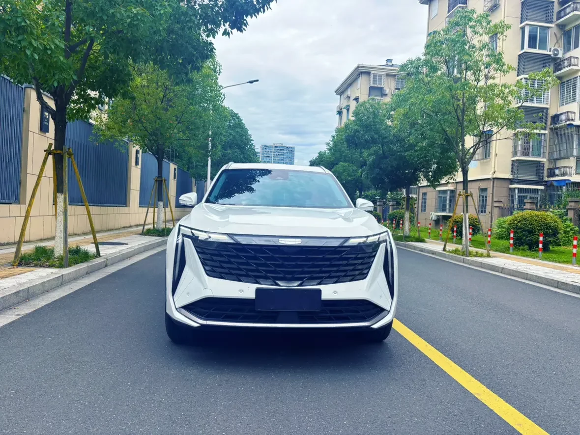 Geely Atlas L