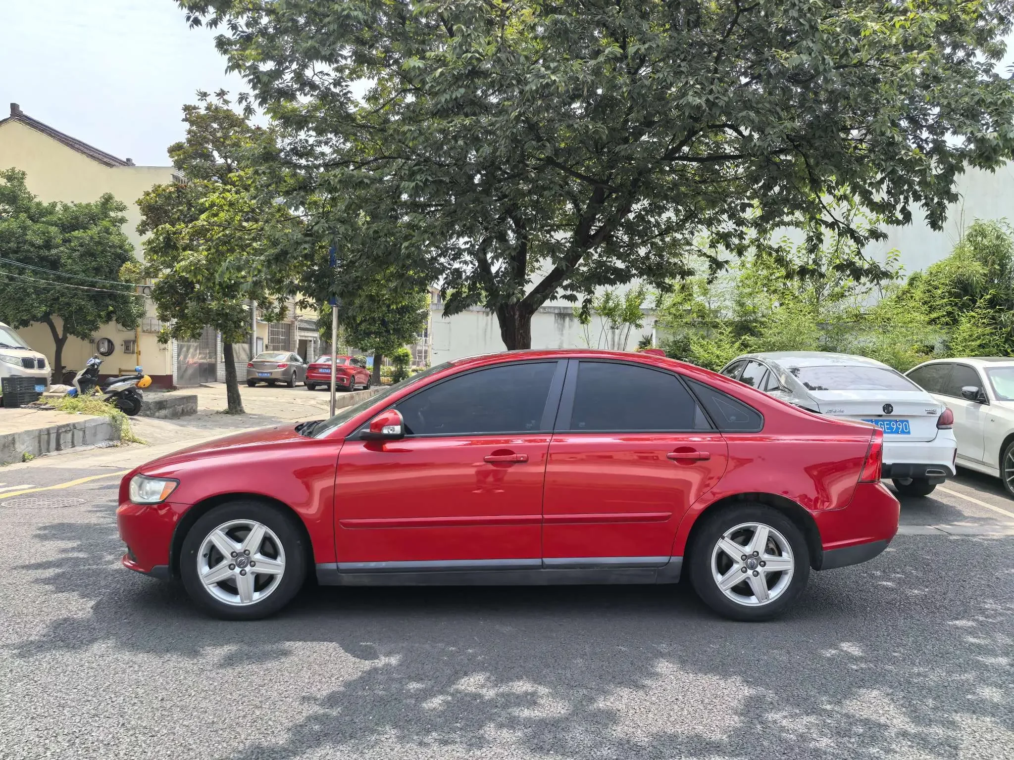 Volvo S40