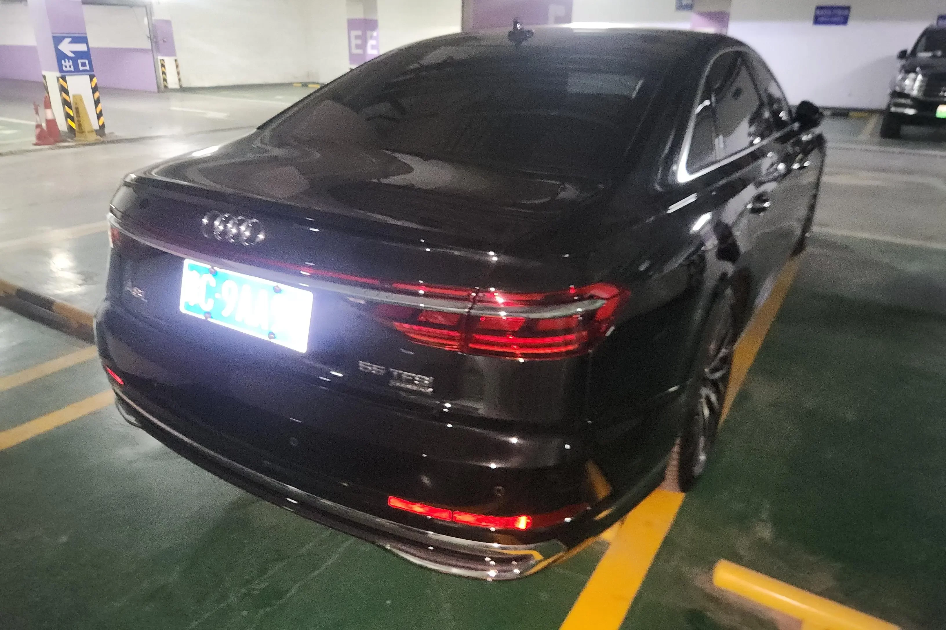 Audi A8