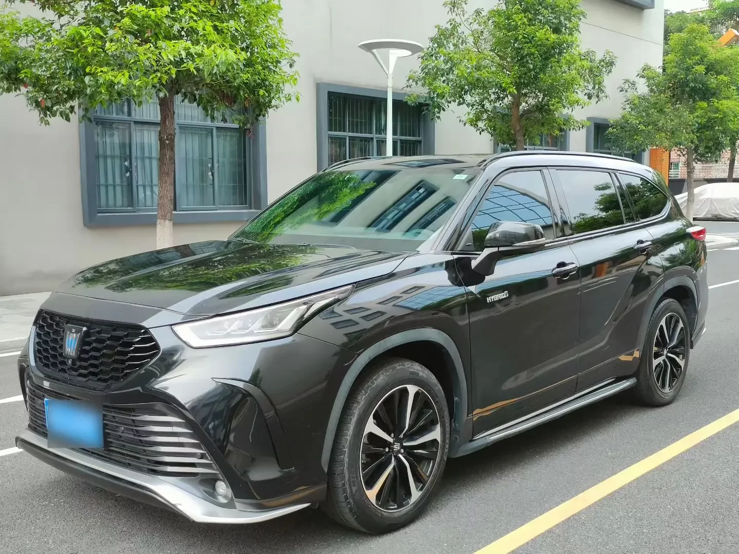 Toyota Crown Kluger