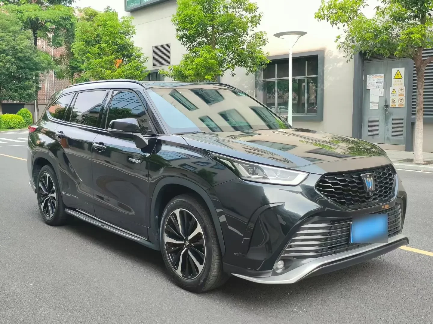 Toyota Crown Kluger