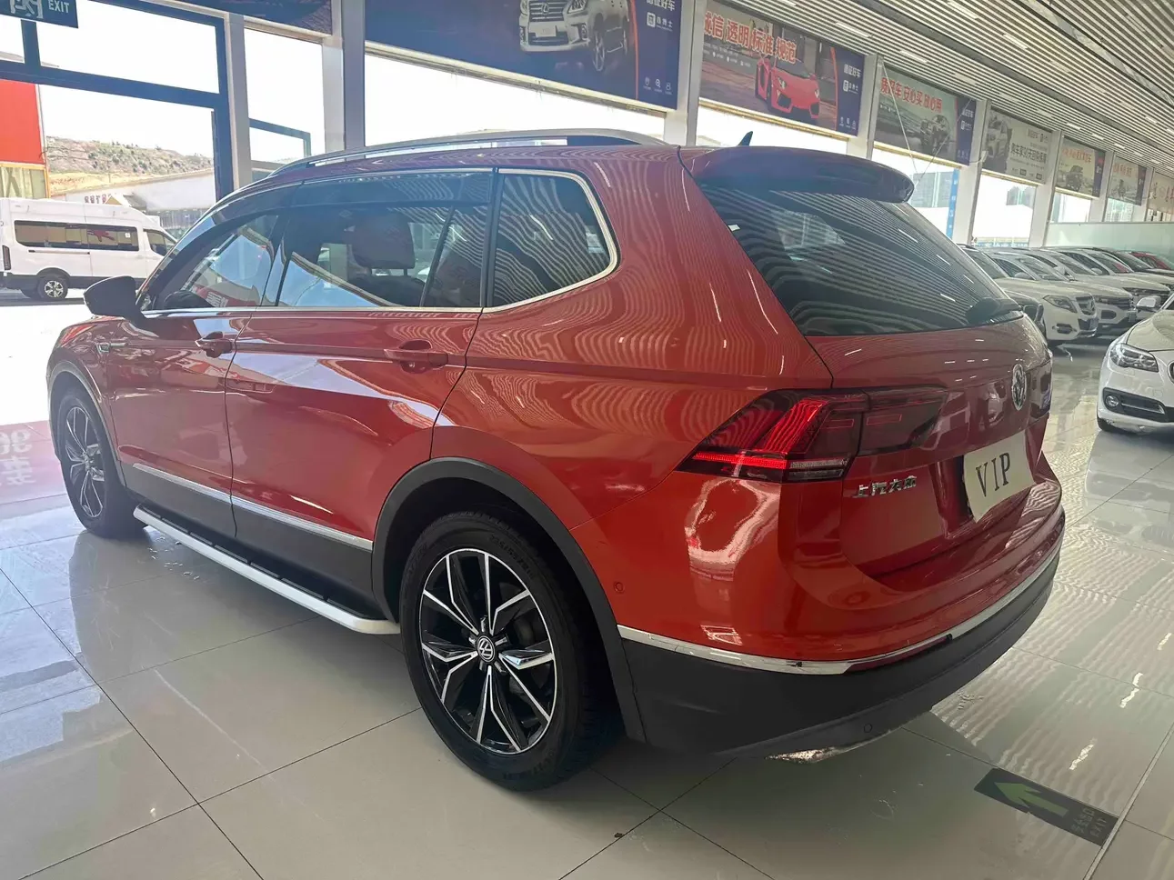 Volkswagen Tiguan L