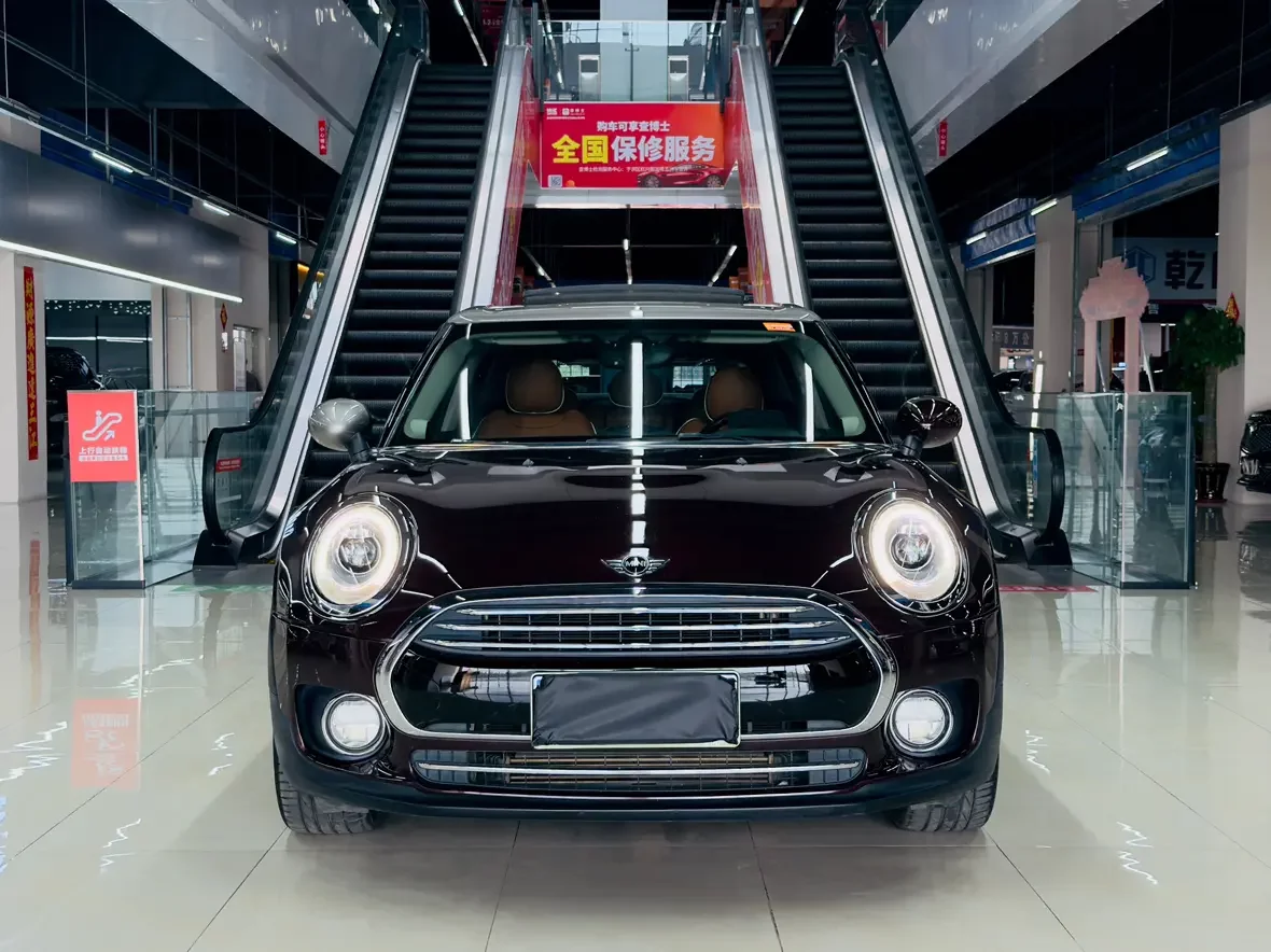 MINI CLUBMAN